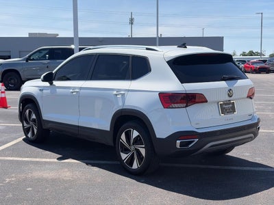2024 Volkswagen Taos SE 4MOTION