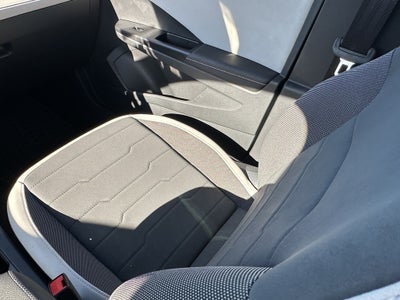 2025 Volkswagen Taos SE 4MOTION