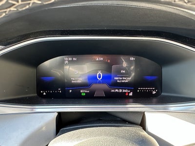 2025 Volkswagen Taos SE 4MOTION