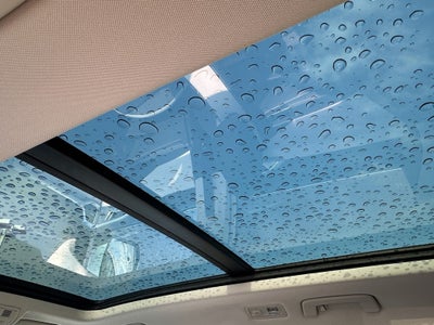 2025 Volkswagen Taos SE 4MOTION