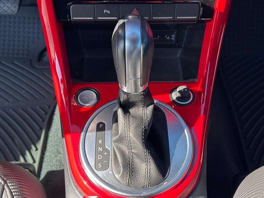 2018 Volkswagen Beetle Convertible SE Auto