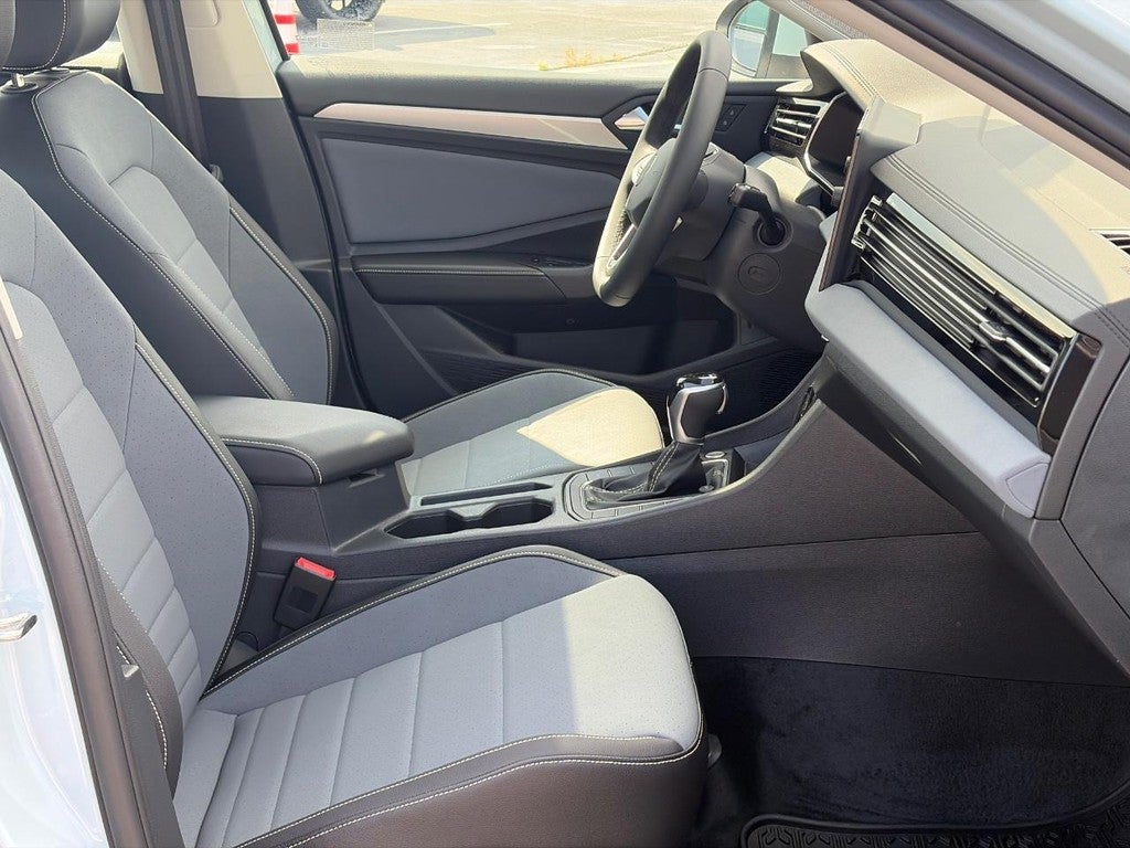 2026 Volkswagen Jetta SE Auto