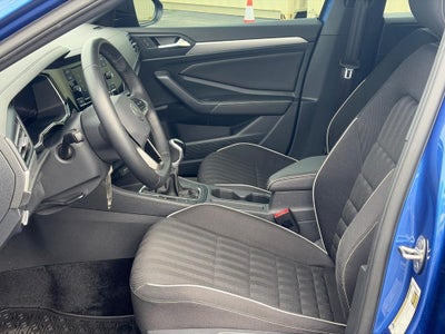 2024 Volkswagen Jetta Sport Manual