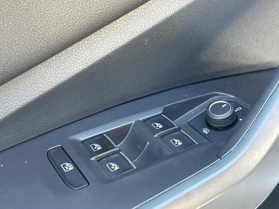 2024 Volkswagen Jetta SE Auto