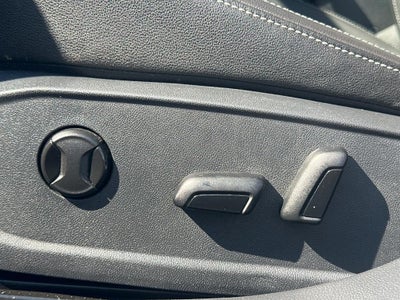 2024 Volkswagen Jetta SE Auto