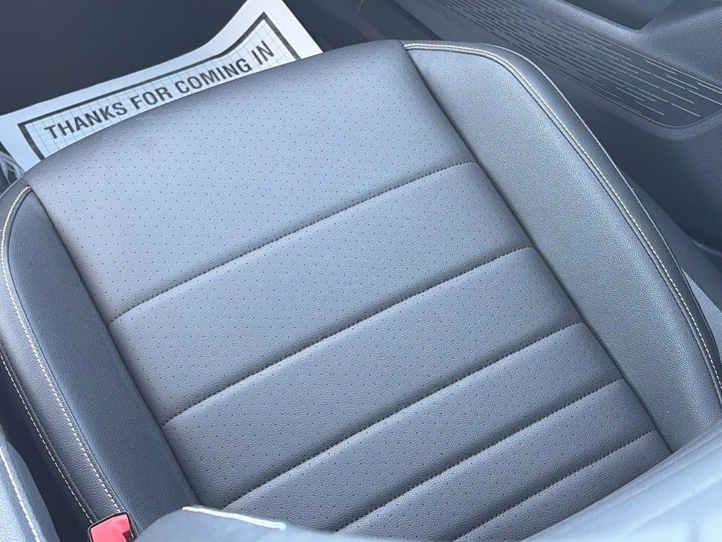 2024 Volkswagen Jetta SE Auto