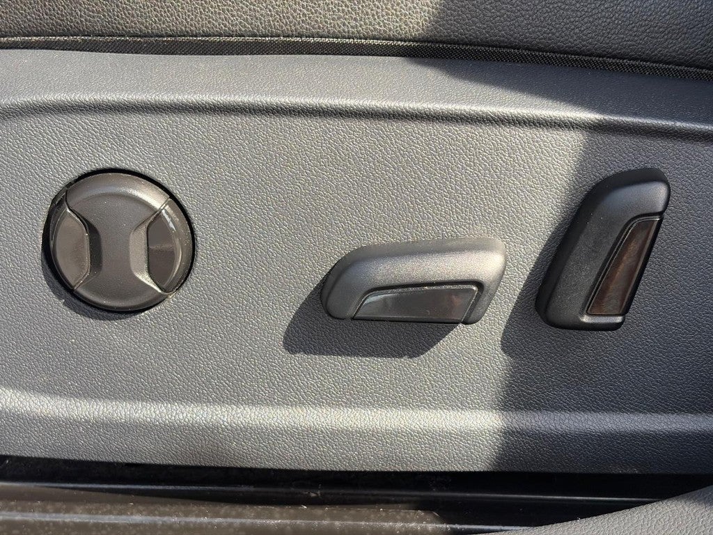 2024 Volkswagen Jetta SE Auto
