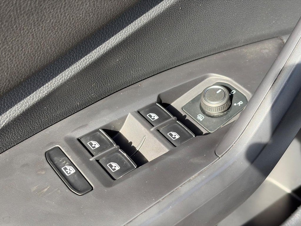 2024 Volkswagen Jetta SE Auto