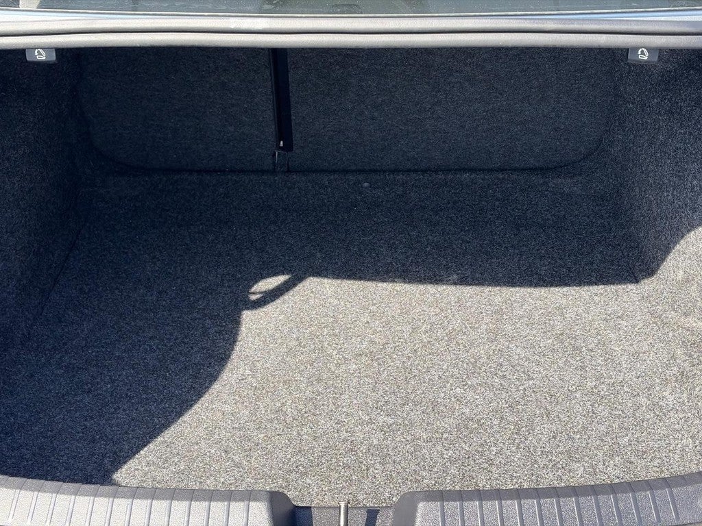 2024 Volkswagen Jetta SE Auto