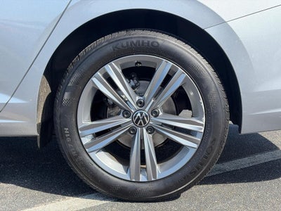 2024 Volkswagen Jetta SE Auto
