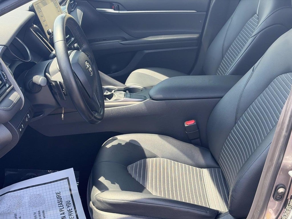 2023 Toyota Camry SE Auto (Natl)