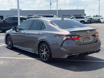 2023 Toyota Camry SE Auto (Natl)