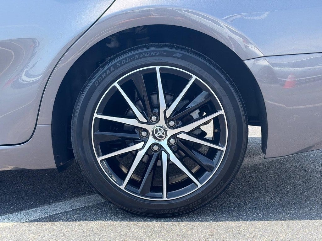 2023 Toyota Camry SE Auto (Natl)