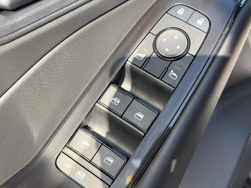2025 Nissan Rogue FWD S