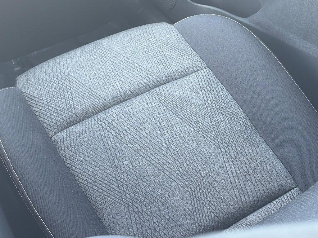 2025 Nissan Rogue FWD SV