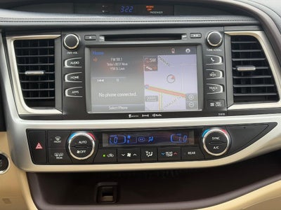 2016 Toyota Highlander AWD 4dr V6 XLE (Natl)