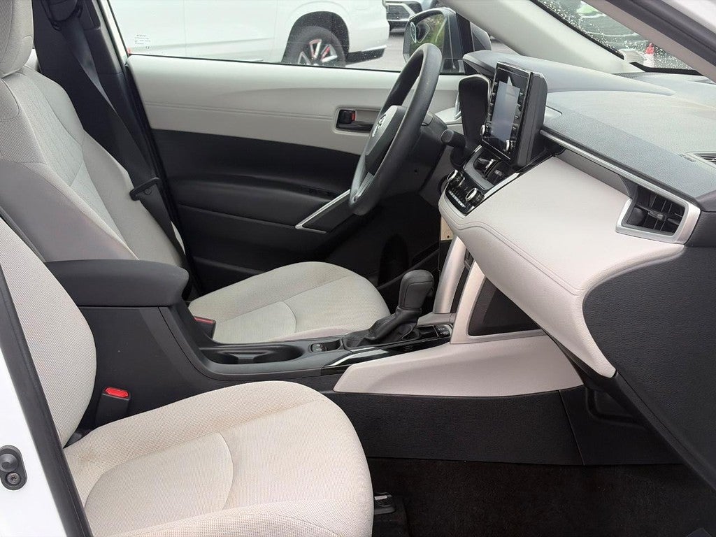 2022 Toyota Corolla Cross L 4WD (Natl)
