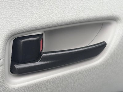 2022 Toyota Corolla Cross L 4WD (Natl)