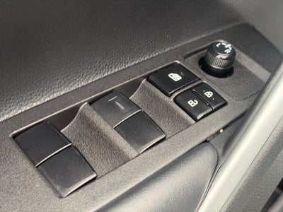 2022 Toyota Corolla Cross L 4WD (Natl)