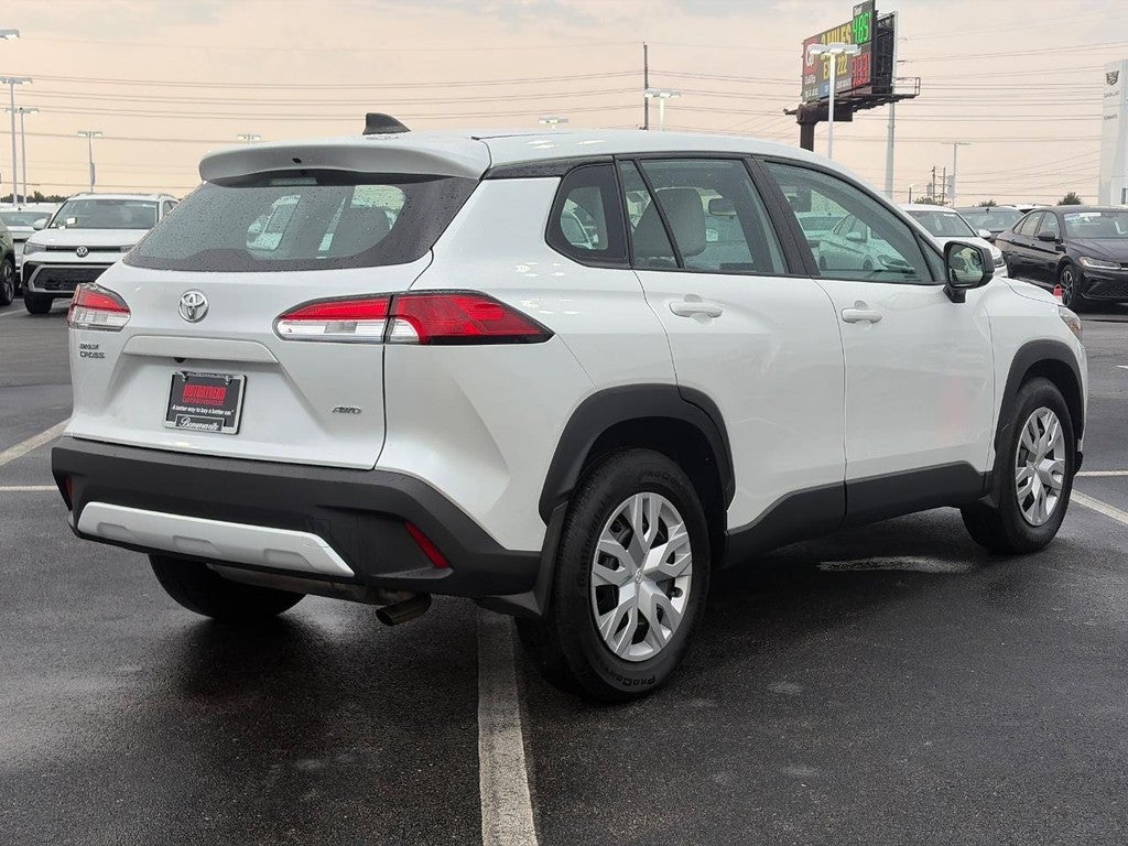 2022 Toyota Corolla Cross L 4WD (Natl)