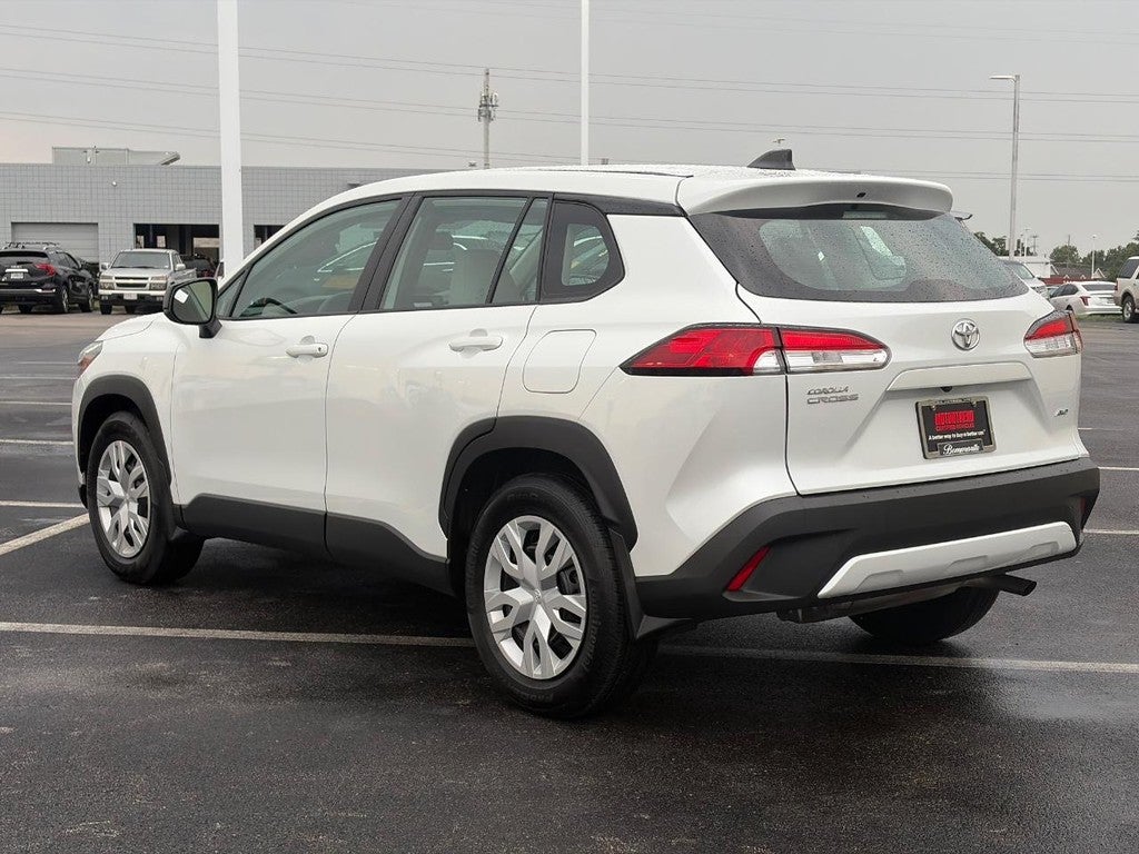 2022 Toyota Corolla Cross L 4WD (Natl)