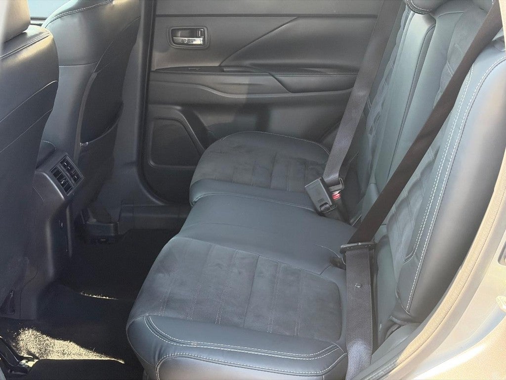 2019 Mitsubishi Outlander LE FWD