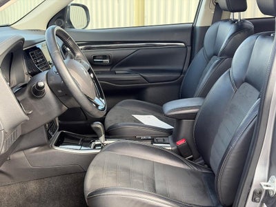 2019 Mitsubishi Outlander LE FWD