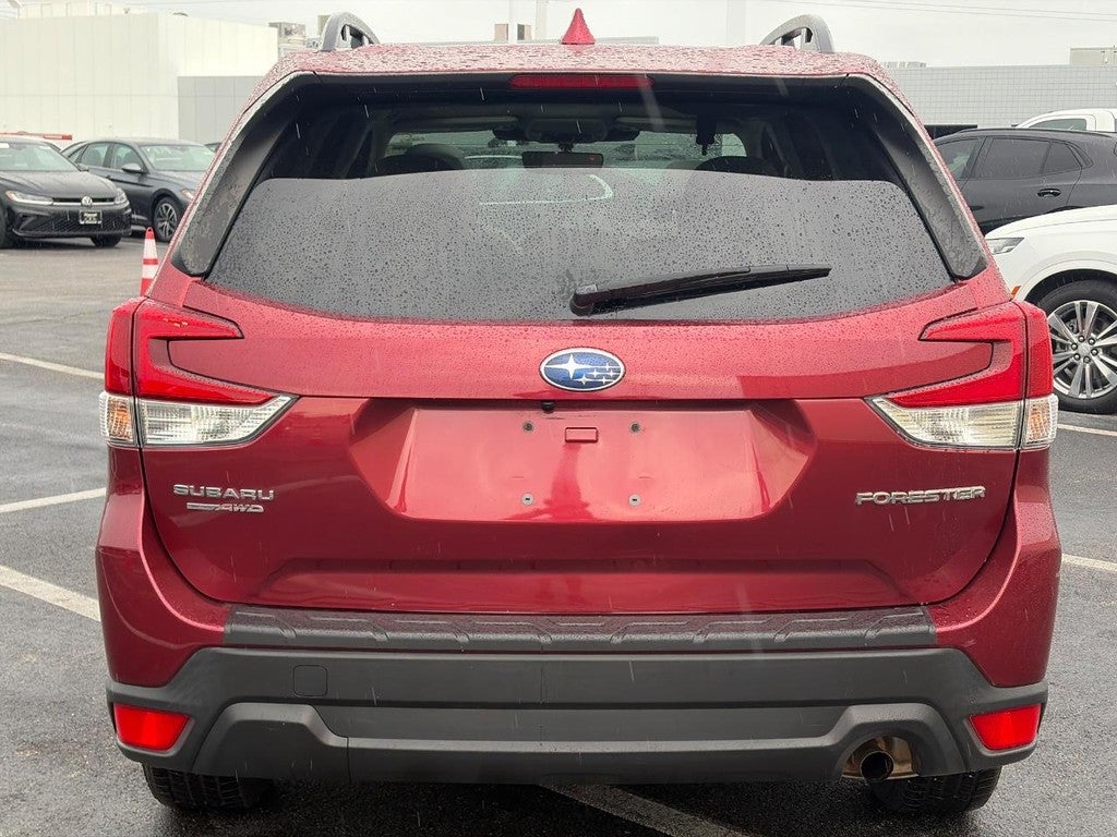 2023 Subaru Forester Premium CVT