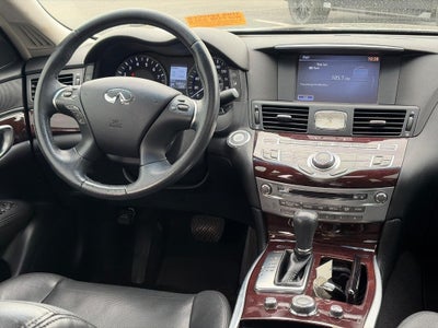2017 INFINITI Q70L 3.7 AWD