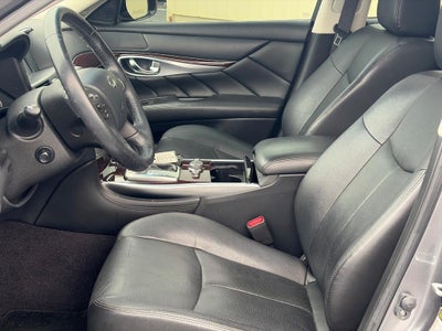 2017 INFINITI Q70L 3.7 AWD