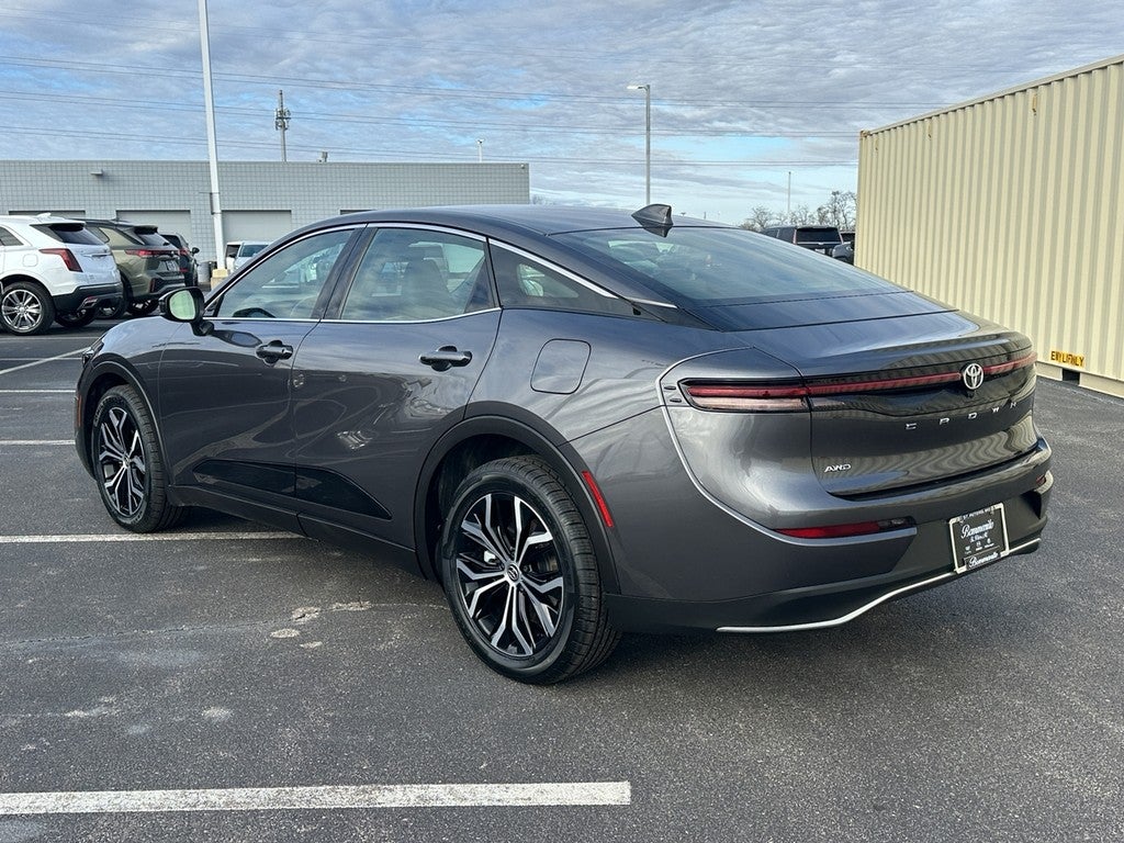 2023 Toyota Crown XLE AWD (Natl)