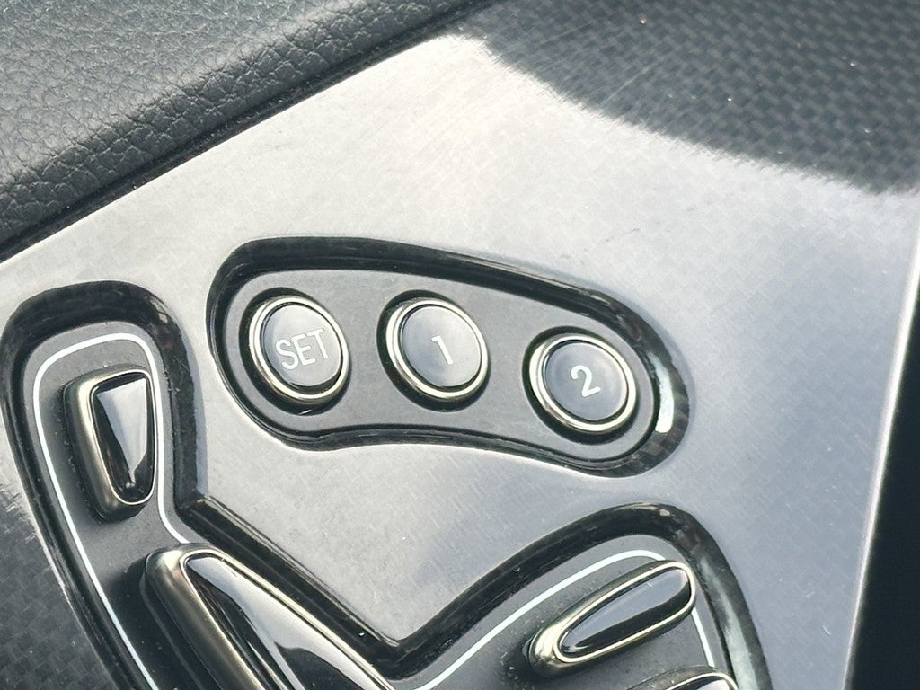 2012 Hyundai Azera 4dr Sdn