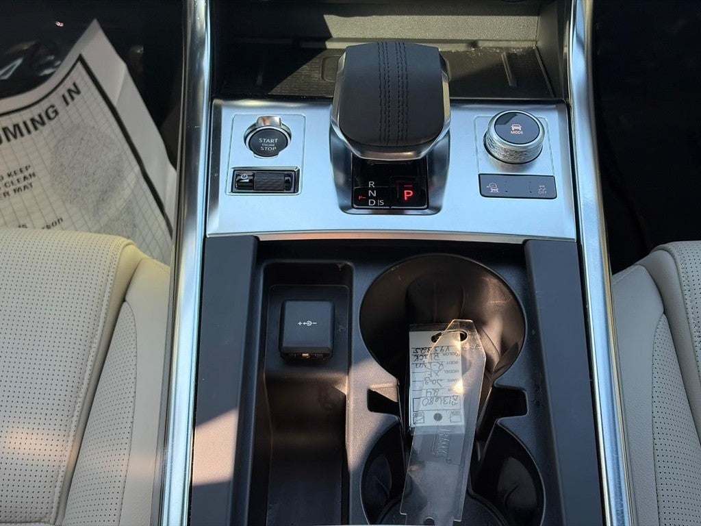 2024 Jaguar XF R-Dynamic SE Sedan AWD