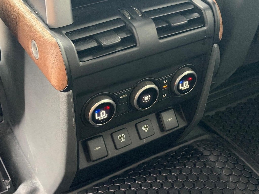 2022 Land Rover Defender 90 X-Dynamic S AWD