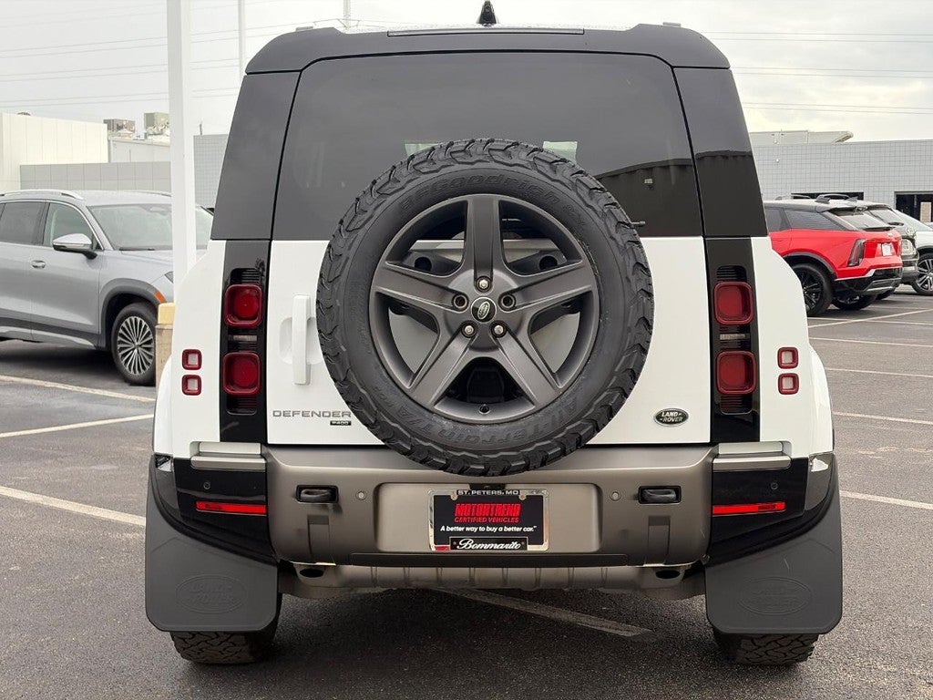 2022 Land Rover Defender 90 X-Dynamic S AWD