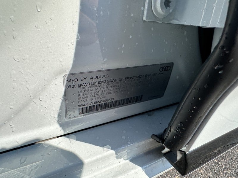 2021 Audi A8 L 60 TFSI quattro