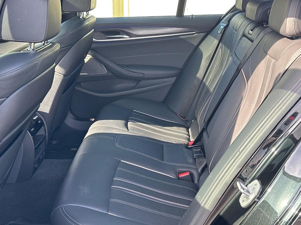 2023 BMW 5 Series M550i xDrive Sedan