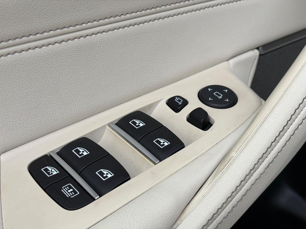 2021 BMW 5 Series M550i xDrive Sedan