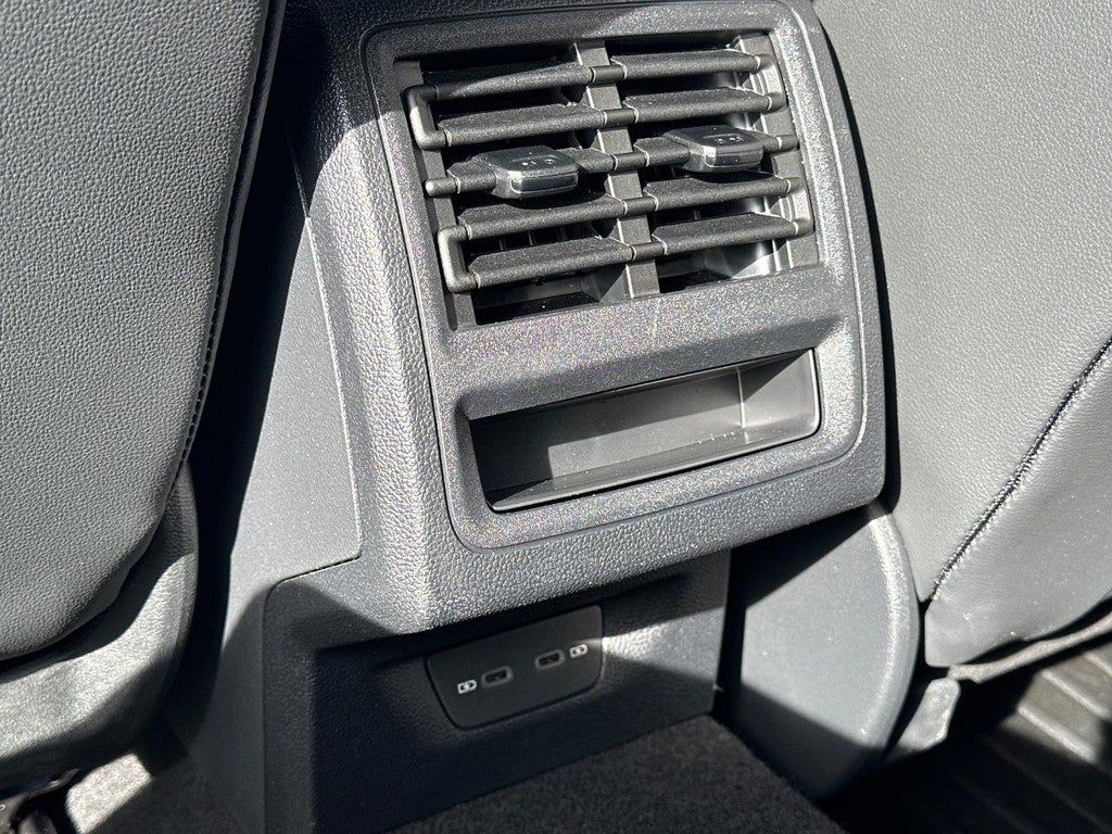 2025 Volkswagen Golf GTI 2.0T SE DSG