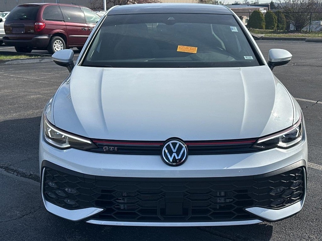 2025 Volkswagen Golf GTI 2.0T SE DSG