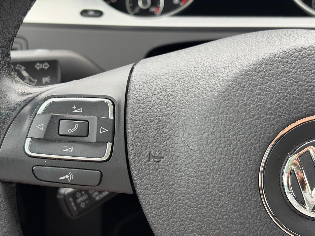 2011 Volkswagen CC 4dr Sdn Lux