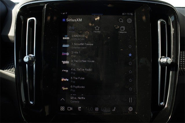 2021 Volvo XC40 Recharge P8 eAWD Pure Electric