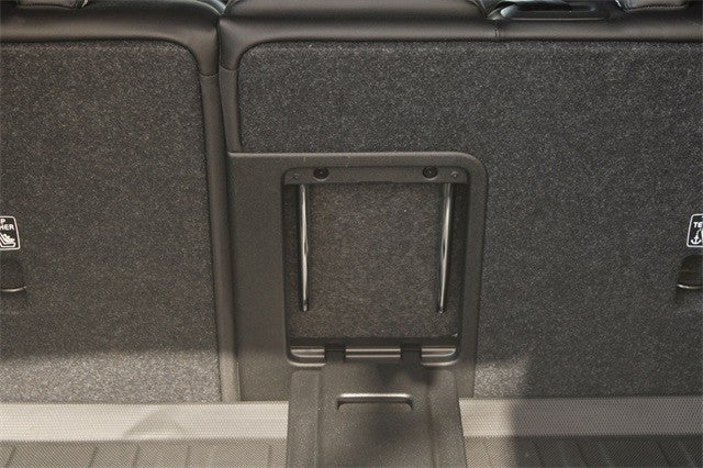 2021 Volvo XC40 Recharge P8 eAWD Pure Electric