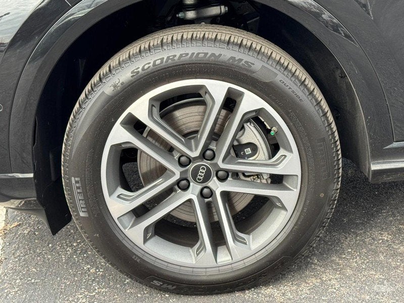 2025 Audi Q5 Premium