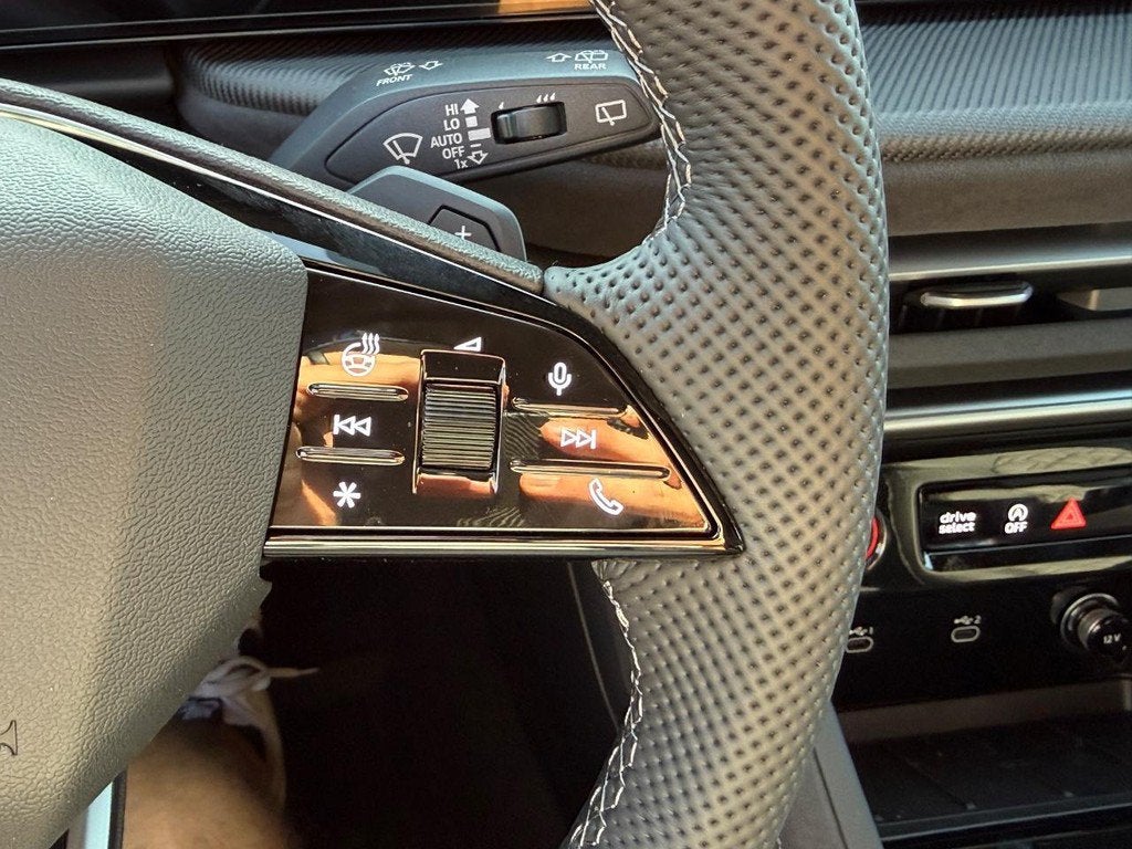 2026 Audi SQ5 Premium Plus