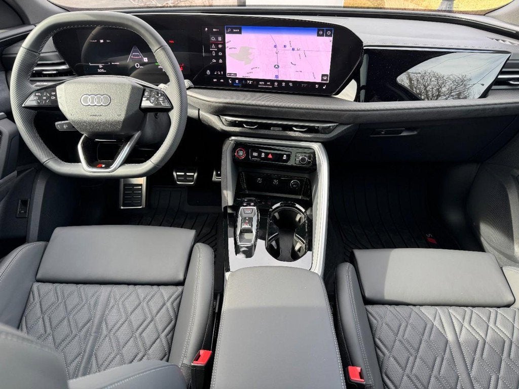 2025 Audi SQ5 Premium Plus