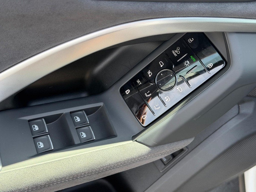 2026 Audi SQ5 Premium Plus