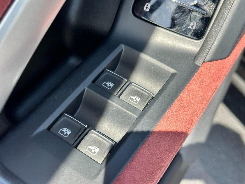 2026 Audi SQ5 Prestige