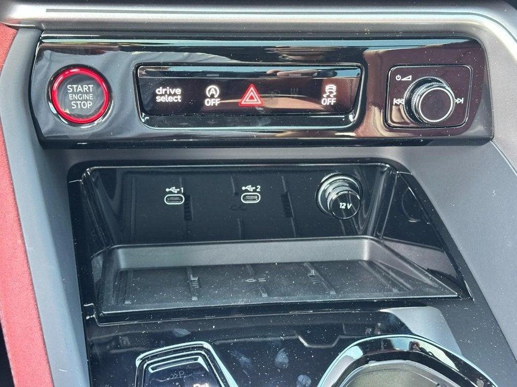 2026 Audi SQ5 Prestige