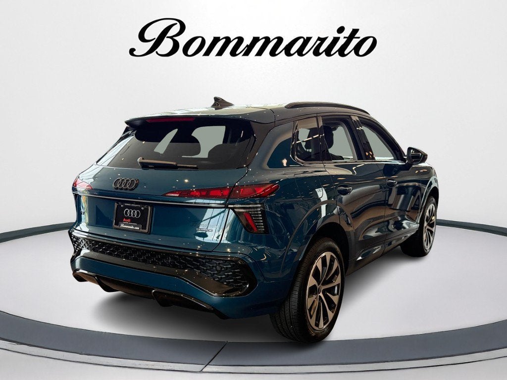 2026 Audi Q3 S line